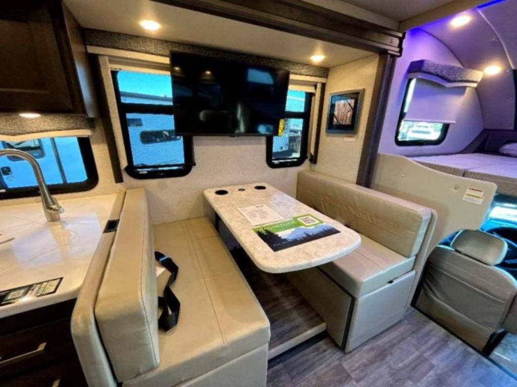 Photo 1 - 2020 Thor Motor Coach Class C Motorhome rental photo 10