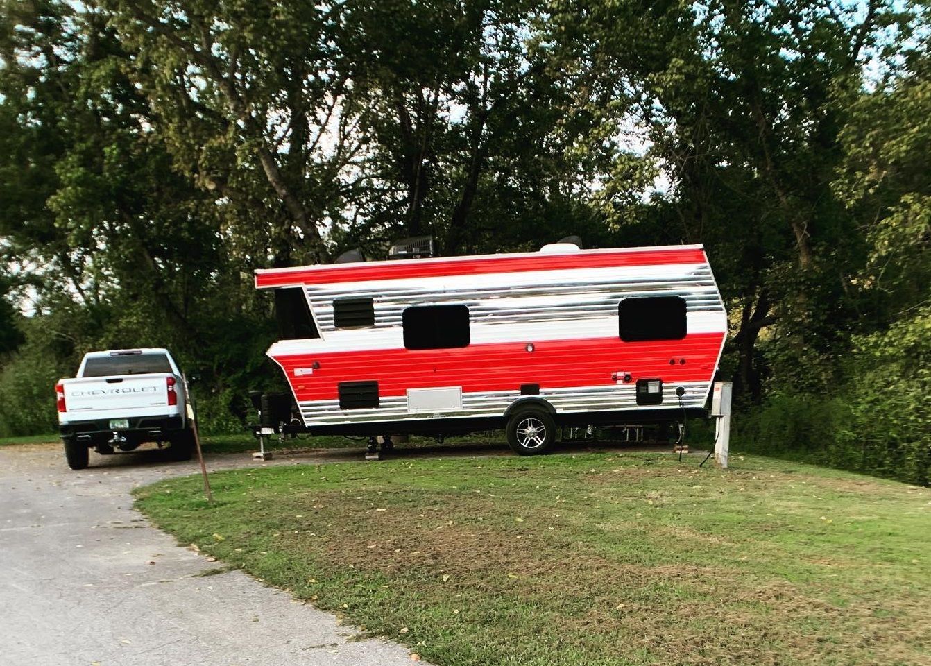 Photo 5 - 2019 HEART LAND Travel Trailer rental photo 18