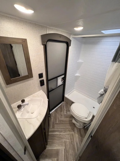 2022 Forest River Salem Cruise Lite 240Bhxl Travel Trailer for rent in Portland, OR