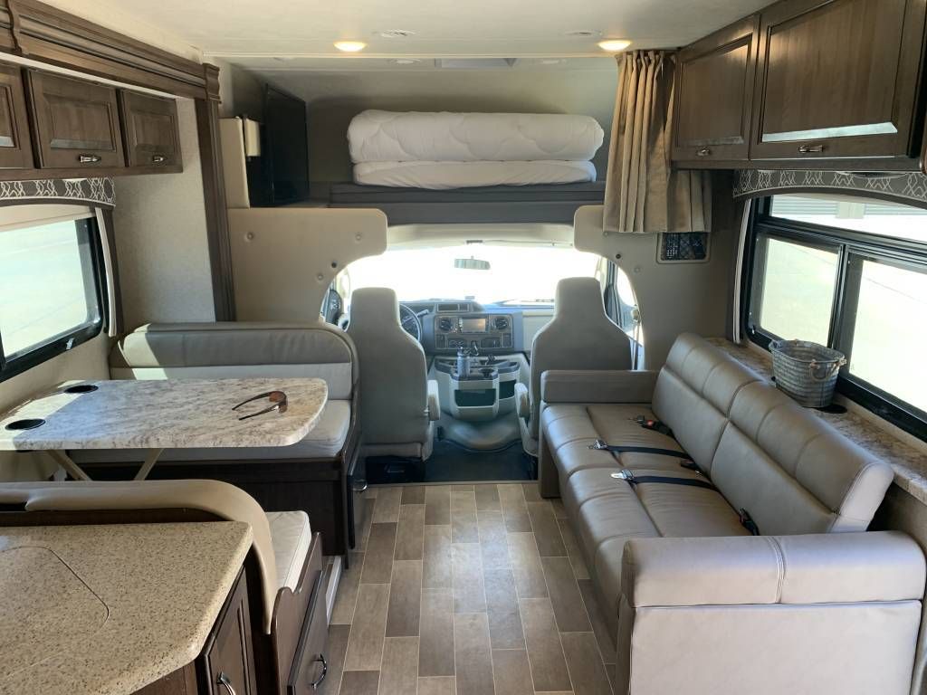 Photo 0 - 2020 Thor Motor Coach Class C Motorhome rental photo 5