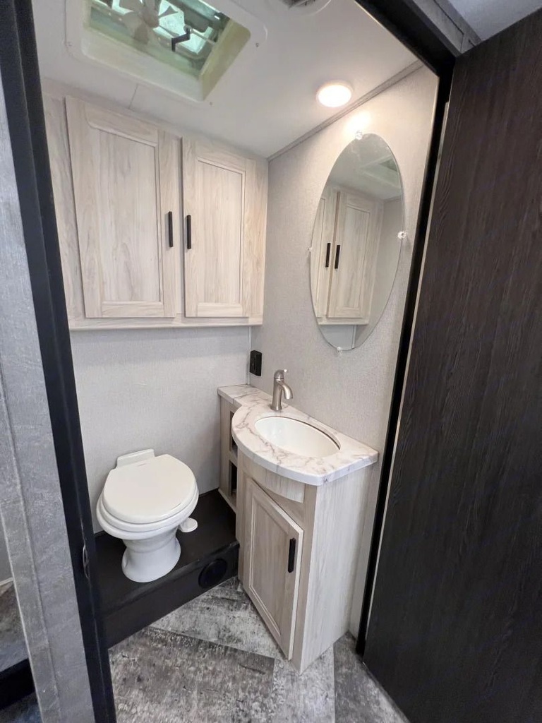 Photo 0 - 2021 Forest River Class C Motorhome rental photo 7