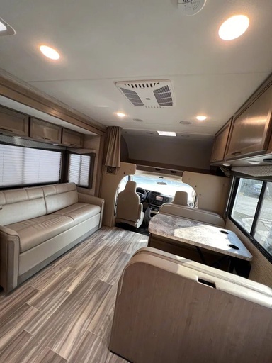 2022 Thor Motor Coach Four Winds 27R Class C Motorhome for rent in Portland, OR