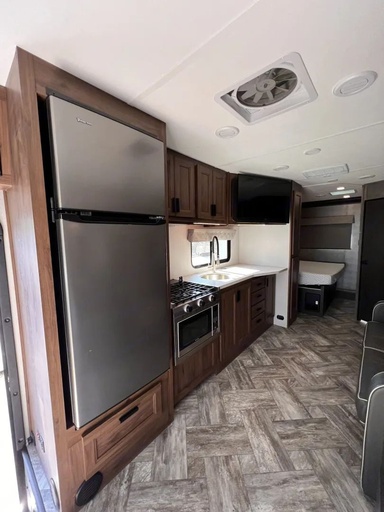 2023 Forest River Sunseeker 2550Dsle Class C Motorhome for rent in Portland, OR