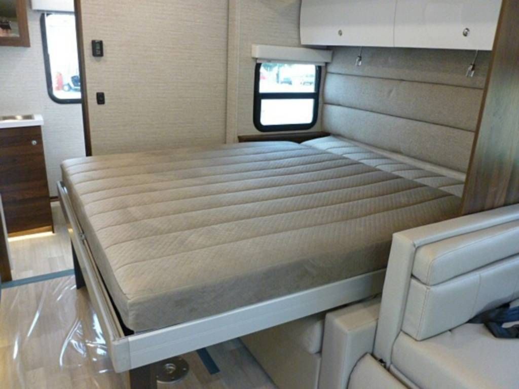 Photo 1 - 2020 Winnebago Class C Motorhome rental photo 7
