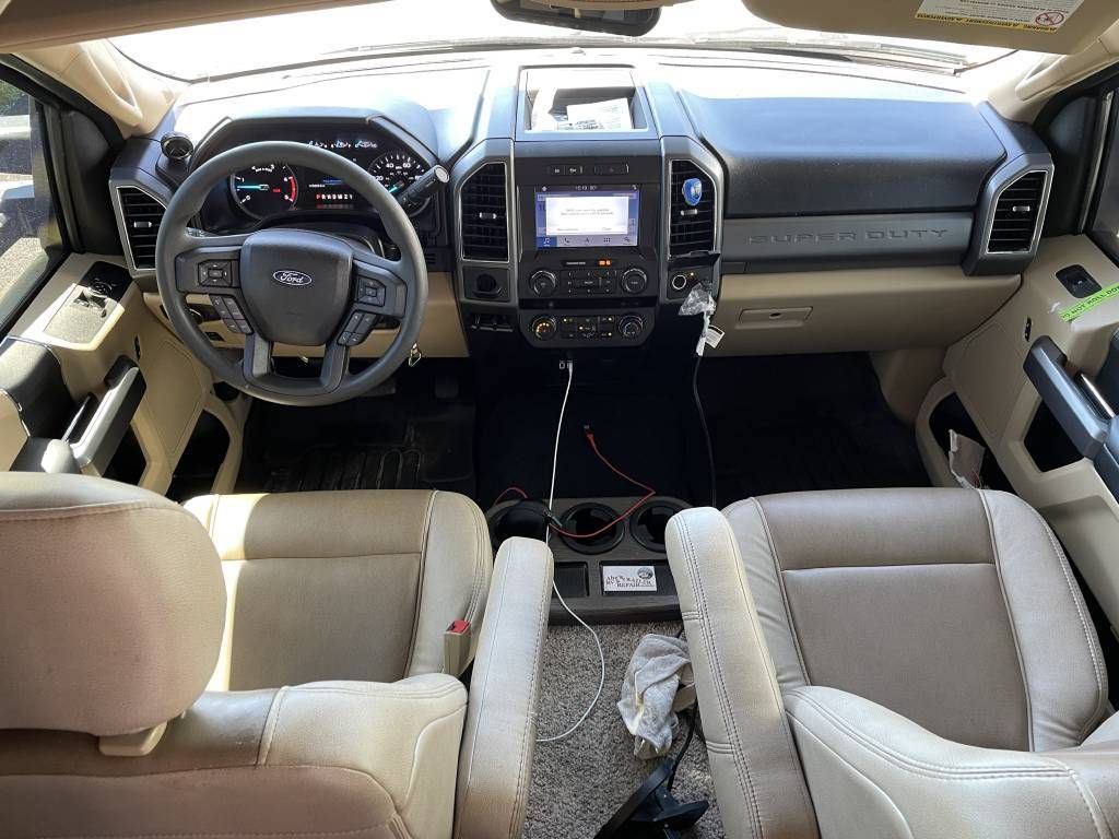 Photo 2 - 2020 Thor Motor Coach Class C Motorhome rental photo 5