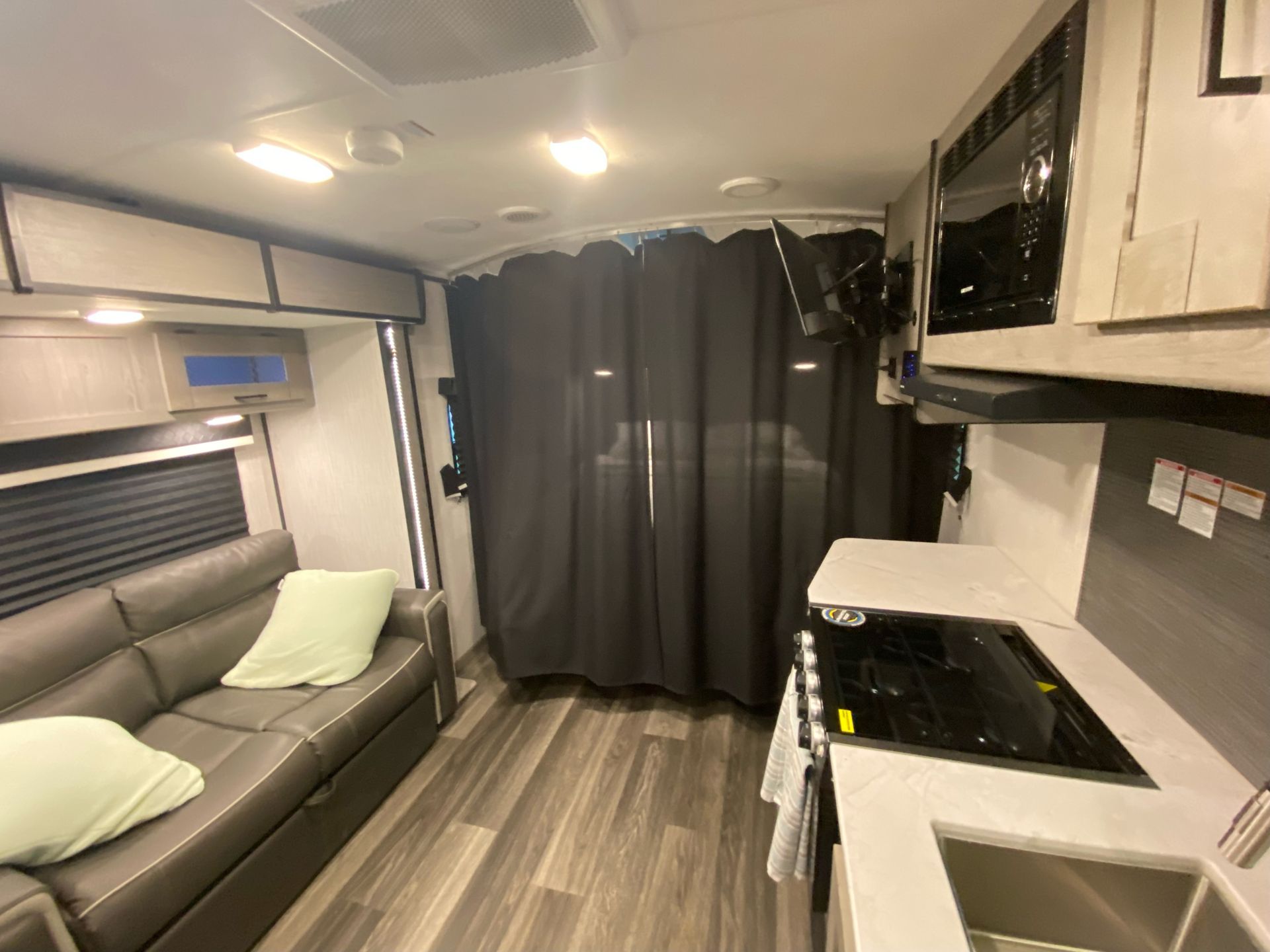 Photo 2 - 2021 Heartland Travel Trailer rental photo 15