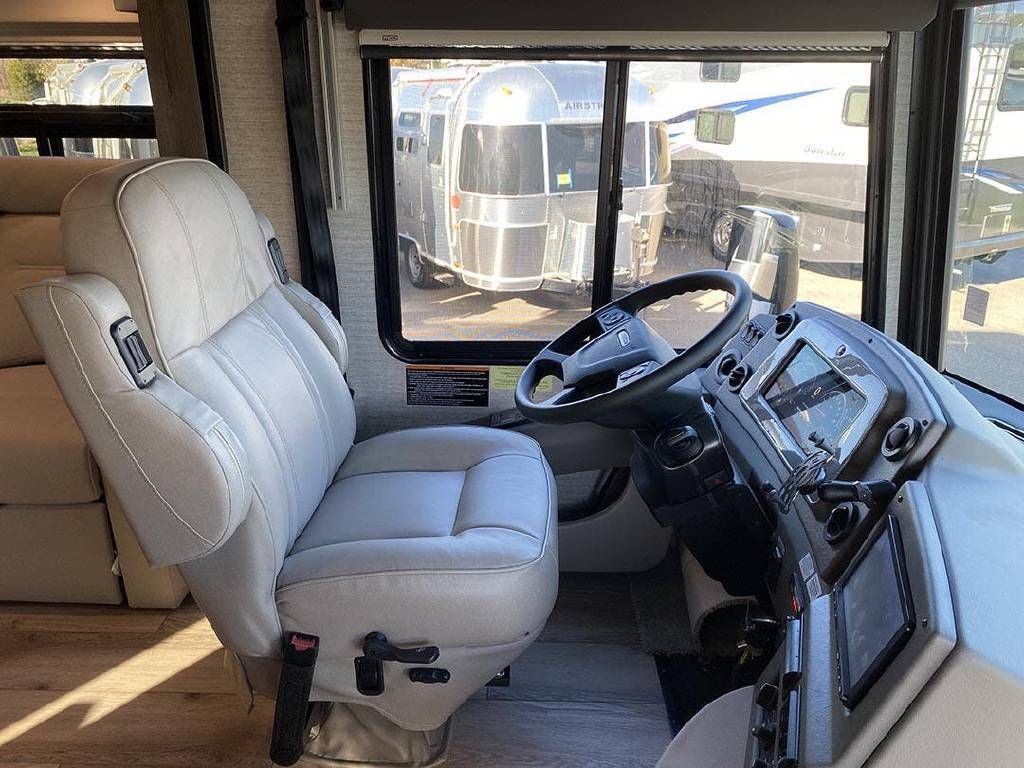 Photo 1 - 2021 Winnebago Class A Motorhome rental photo 3