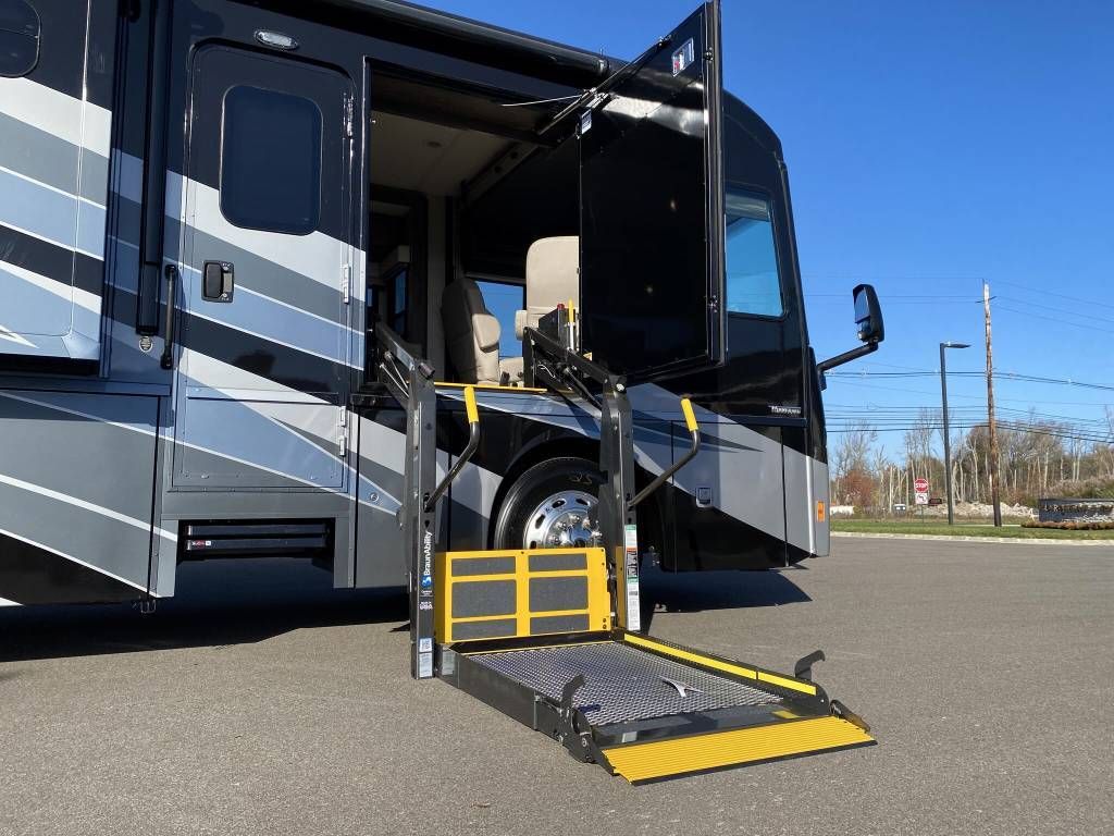 Photo 1 - 2021 Winnebago Class A Motorhome rental photo 14
