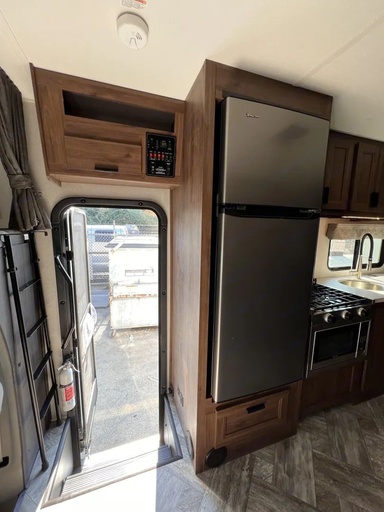 2023 Forest River Sunseeker 2550Dsle Class C Motorhome for rent in Portland, OR