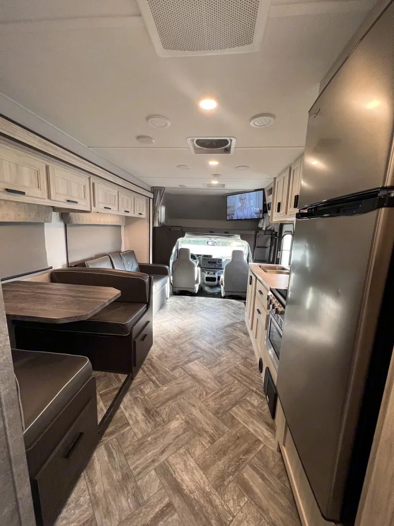 Photo 0 - 2022 Forest River Class C Motorhome rental photo 4