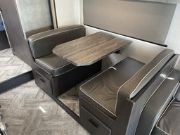 Photo 0 thumbnail 12