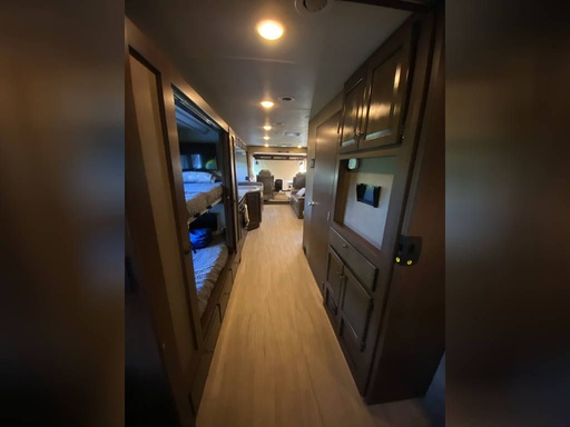 2019 Thor WINDSPORT 34J Class A Motorhome for rent in Seattle, WA