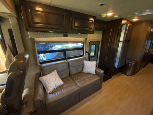 2019 Thor WINDSPORT 34J Class A Motorhome for rent in Seattle, WA
