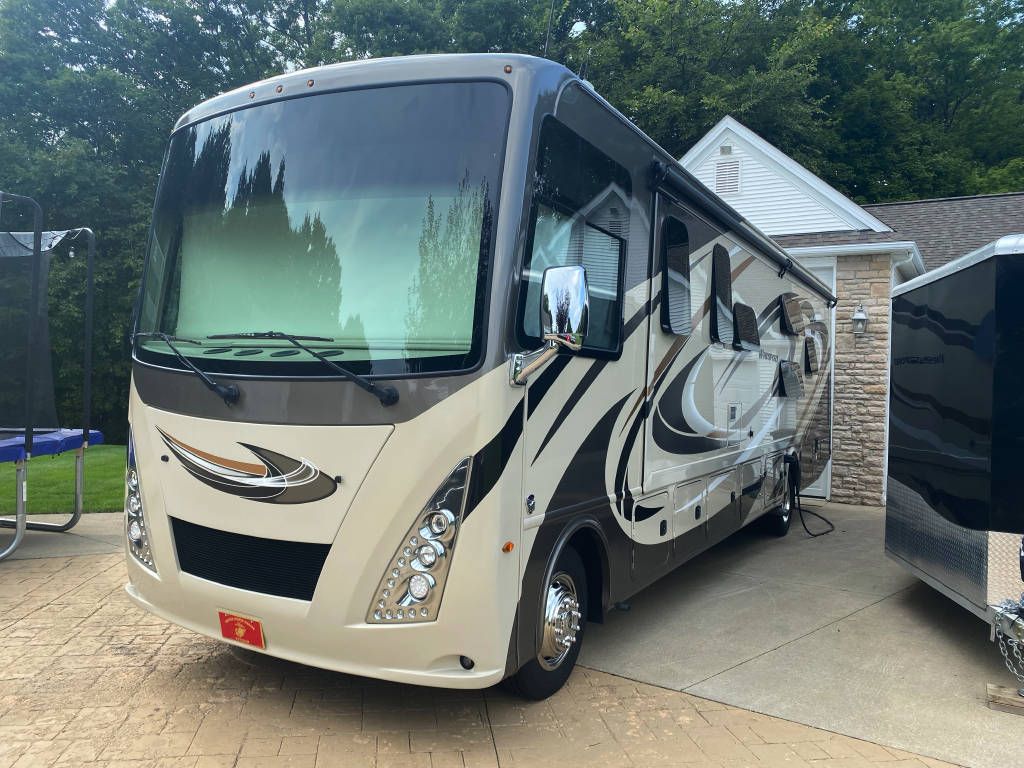 Photo 2 - 2019 Thor Class A Motorhome rental photo 18