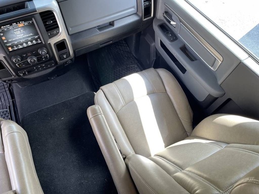 2020 Dynamax ISATA 5 SERIES 35DB Class C Motorhome for rent in Philadelphia, PA