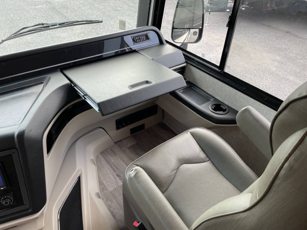 Photo 1 - 2020 Jayco Class A Motorhome rental photo 8