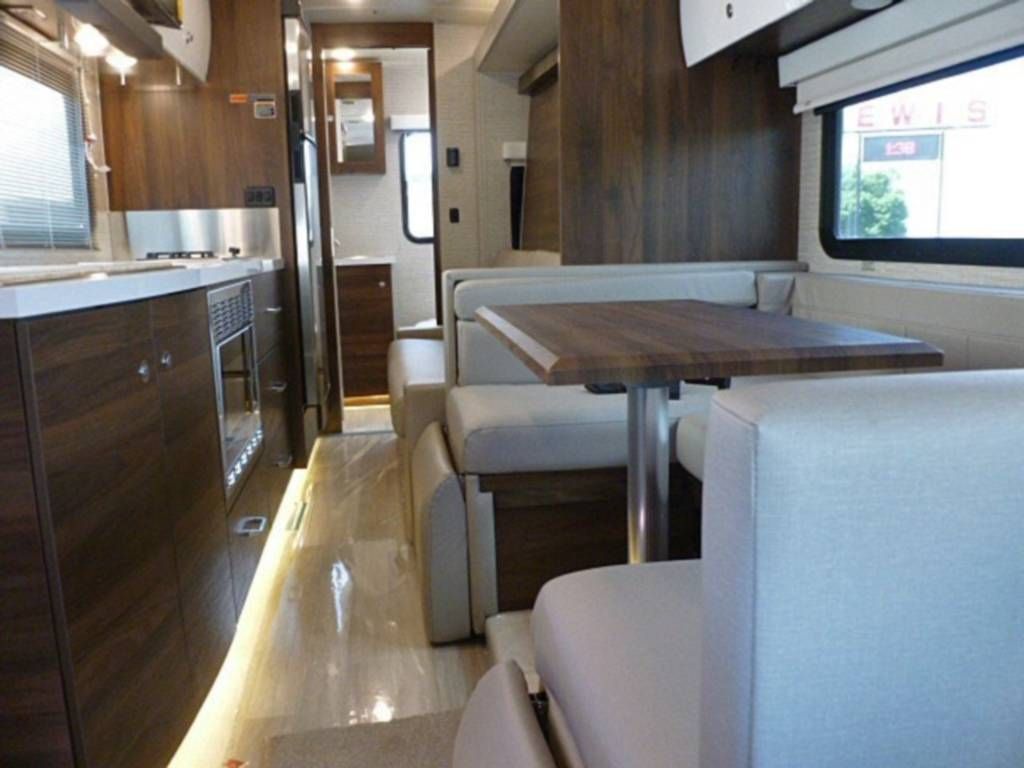 Photo 3 - 2020 Winnebago Class C Motorhome rental photo 9