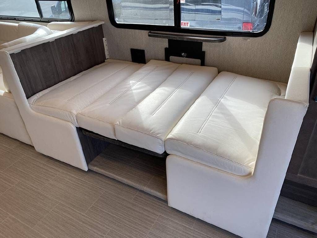 Photo 1 - 2021 Winnebago Class A Motorhome rental photo 5