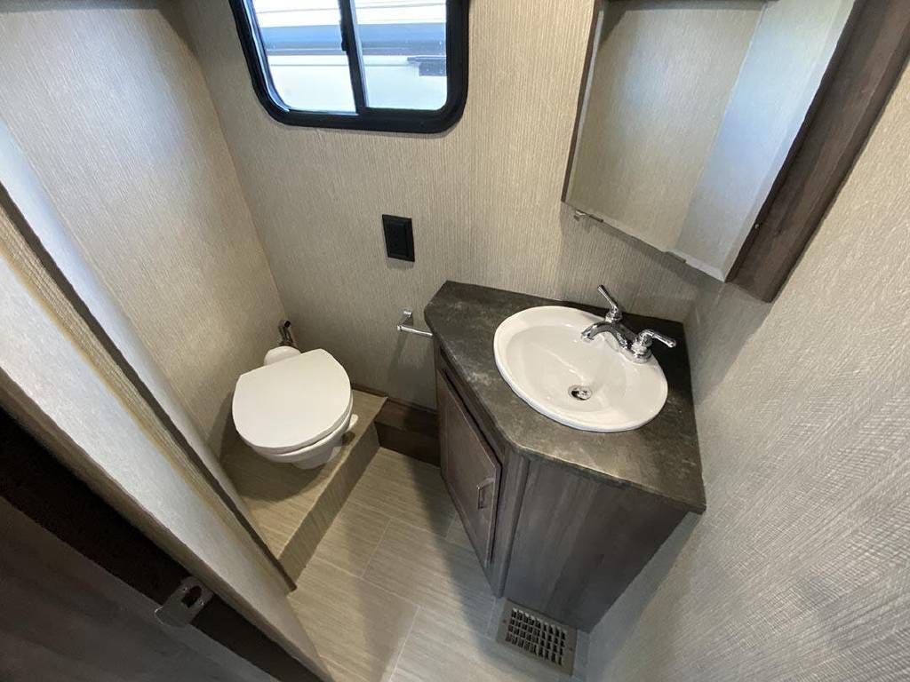 Photo 1 - 2021 Winnebago Class A Motorhome rental photo 8