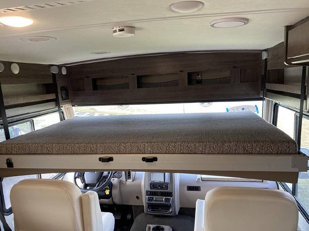 Photo 1 - 2021 Winnebago Class A Motorhome rental photo 13