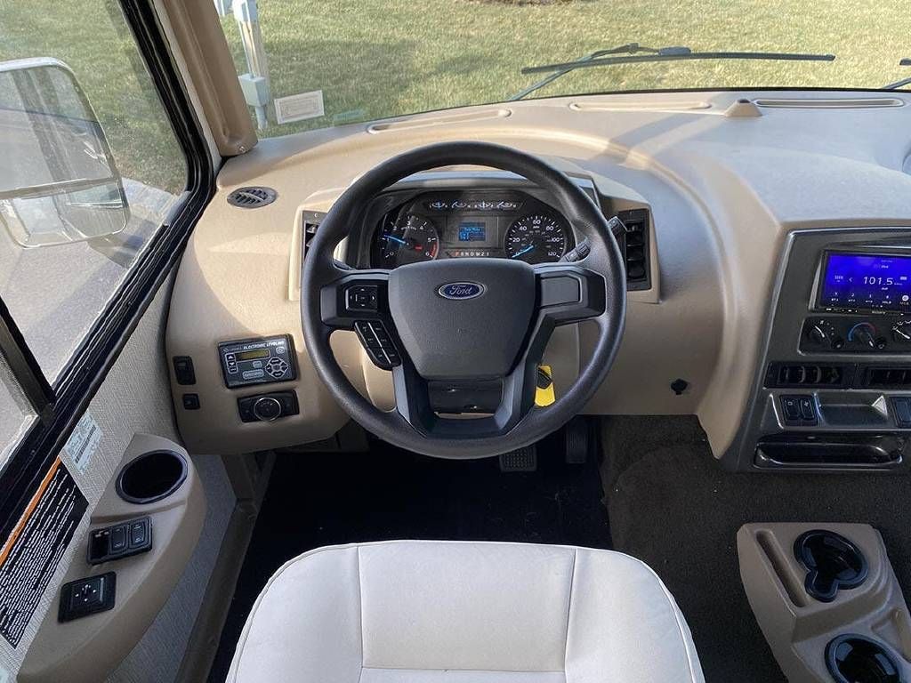 Photo 2 - 2021 Winnebago Class A Motorhome rental photo 16
