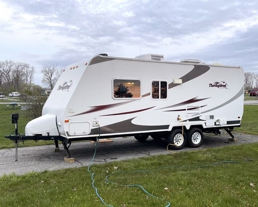 2007 Palomino Thoroughbred Travel Trailer for rent in Monroe, MI