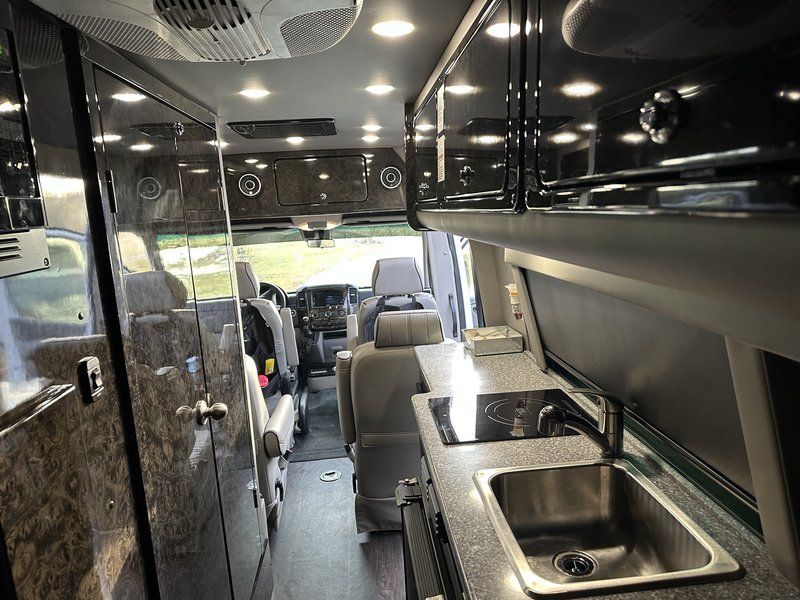 Photo 1 - 2019 Mercedes-Benz Class B Motorhome rental photo 7