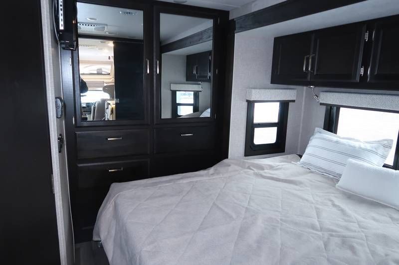 Photo 2 - 2020 Jayco Class C Motorhome rental photo 16