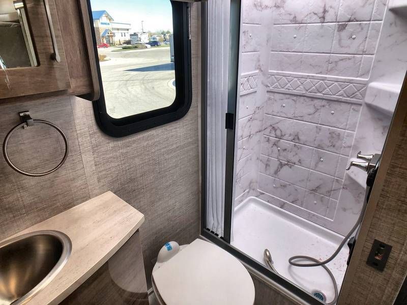 Photo 3 - 2021 Jayco Class C Motorhome rental photo 10