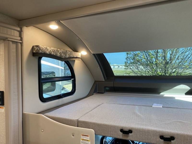 Photo 1 - 2021 Thor Motor Coach Class C Motorhome rental photo 5