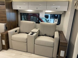 Photo 1 thumbnail 3