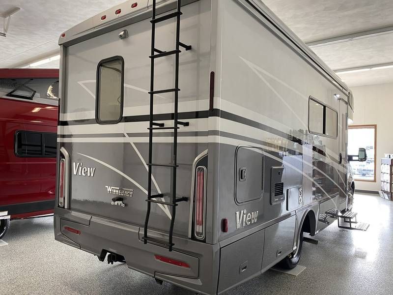 Photo 2 - 2021 Winnebago Class C Motorhome rental photo 14