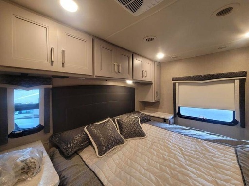 2021 Thor Motor Coach Magnitude XG32 Class C Motorhome for rent in Los Angeles, CA