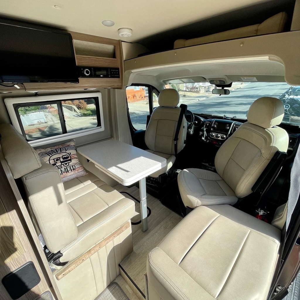 Photo 2 - 2020 Winnebago Class B Motorhome rental photo 7