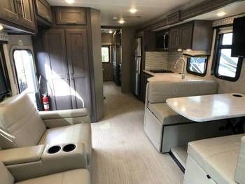 Photo 1 - 2019 Thor Motor Coach Class C Motorhome rental photo 10