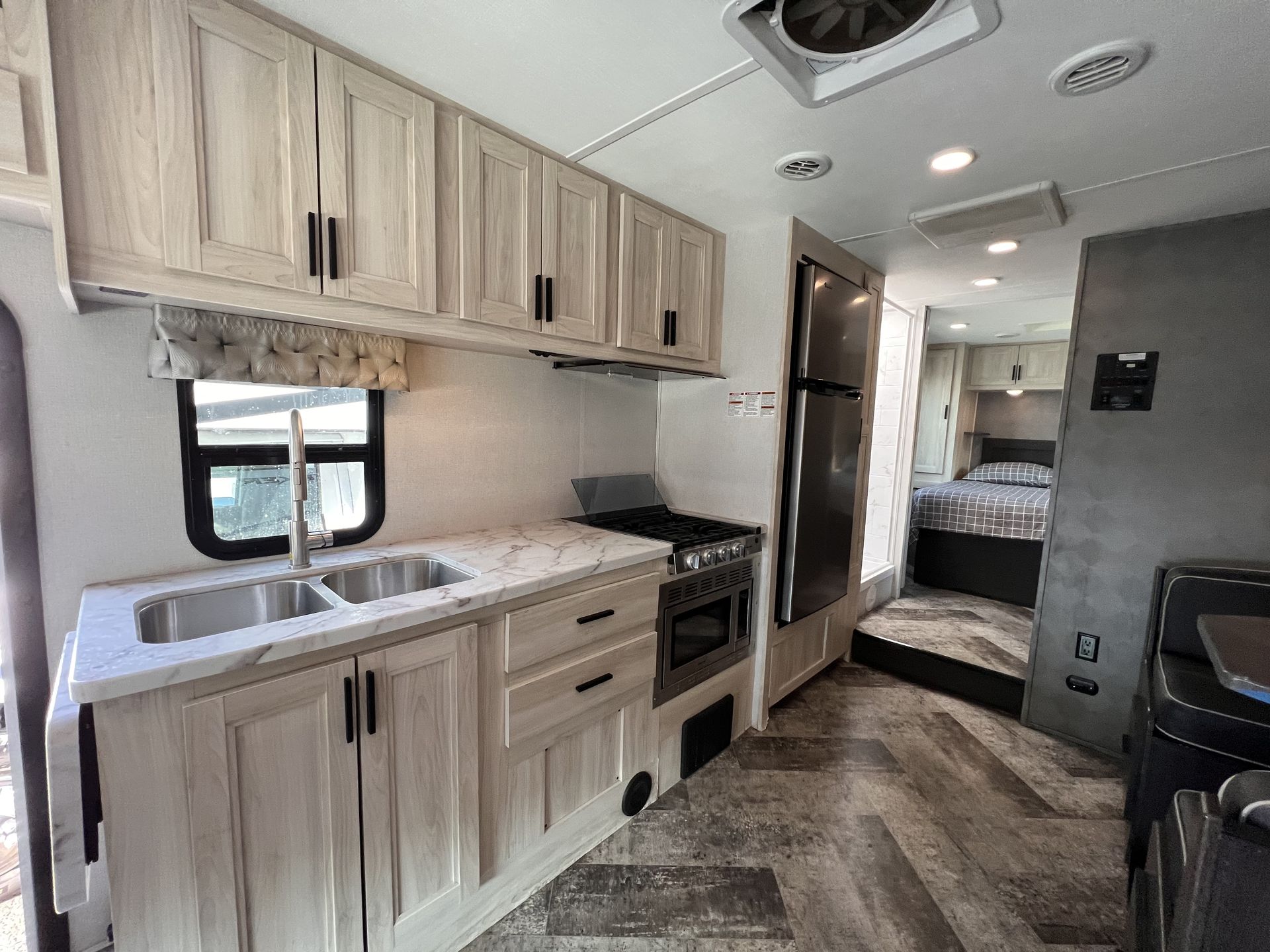 Photo 4 - 2021 Forest River Class C Motorhome rental photo 8