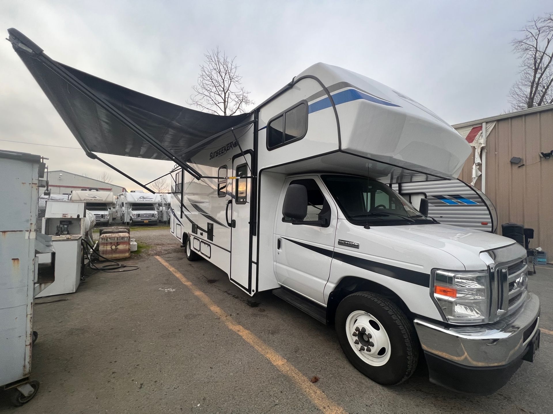 Photo 2 - 2022 Forest River Class C Motorhome rental photo 17