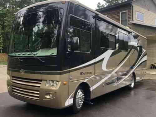 2011 Four Winds Windsport 32V Class A Motorhome for rent in Harvest, AL