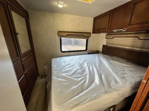 2013 Fleetwood Rv Jamboree Sport Class C Motorhome for rent in Chicago, IL