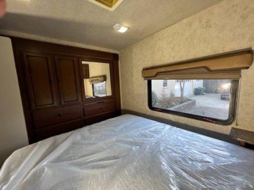 2013 Fleetwood Rv Jamboree Sport Class C Motorhome for rent in Chicago, IL