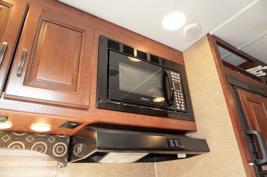 Photo 2 - 2015 Forest River Class C Motorhome rental photo 11