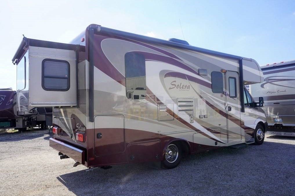 Photo 3 - 2015 Forest River Class C Motorhome rental photo 13
