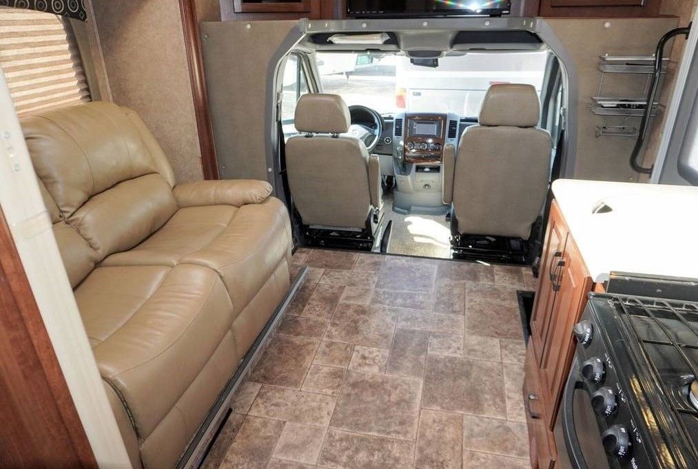 Photo 3 - 2015 Forest River Class C Motorhome rental photo 14