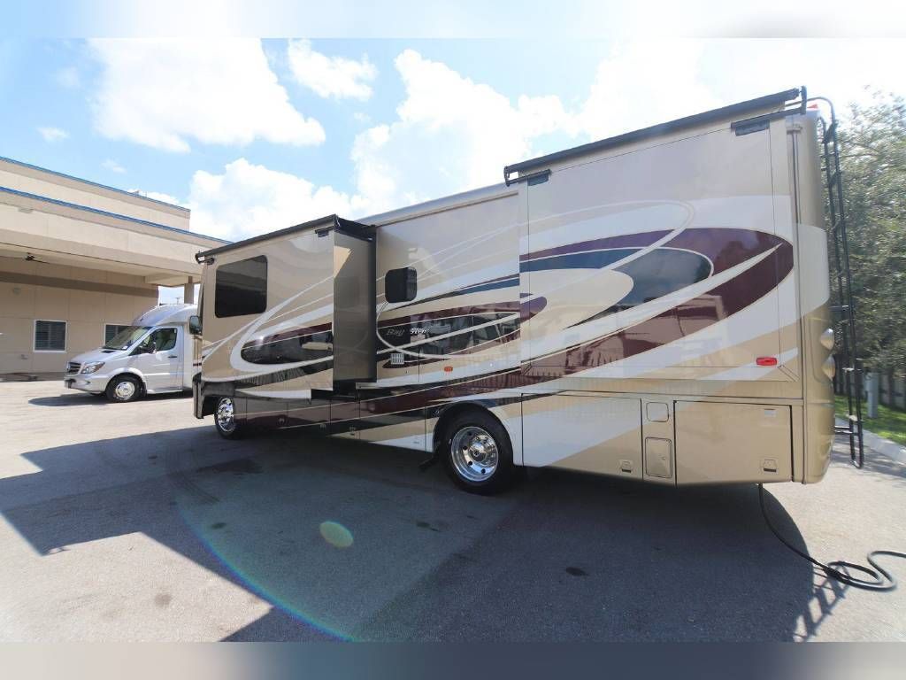 Photo 6 - 2018 Newmar Class A Motorhome rental photo 6