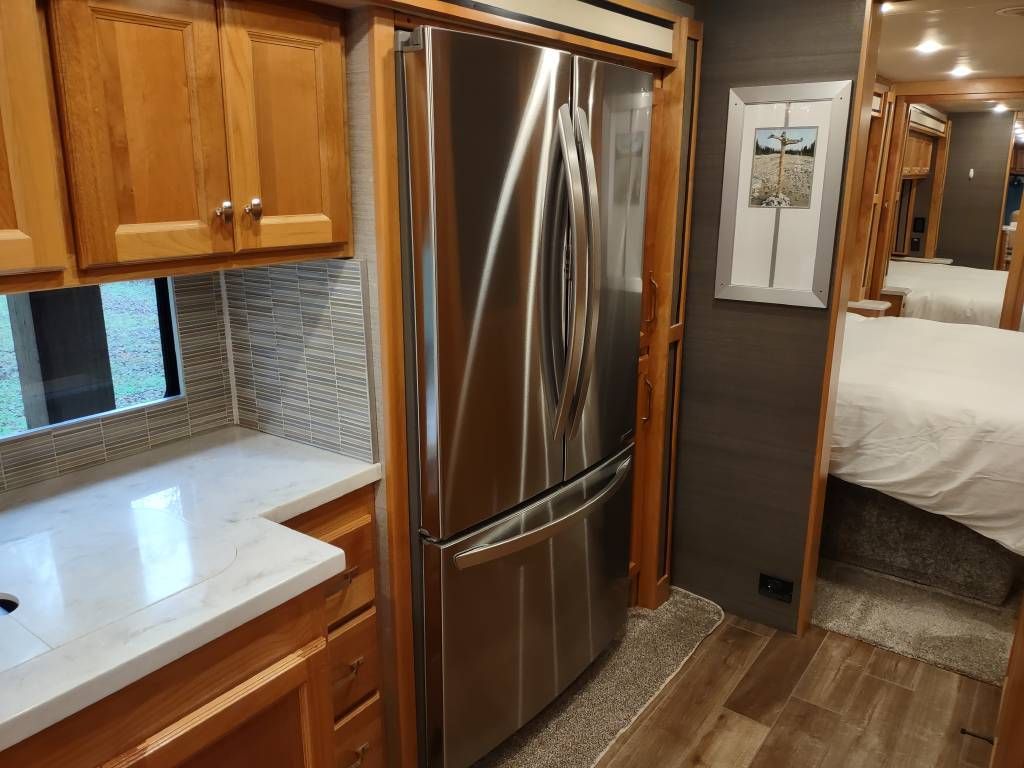 Photo 5 - 2022 Tiffin Motorhomes Class A Motorhome rental photo 10