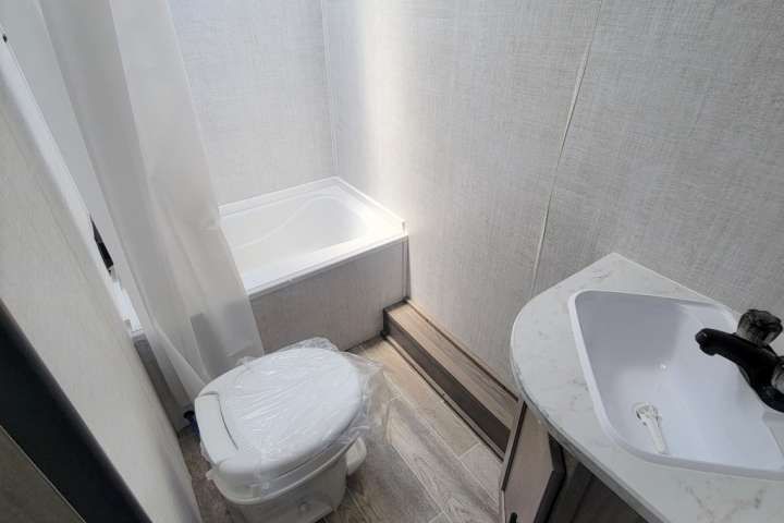 Photo 10 - 2022 Gulf Stream Travel Trailer rental photo 12