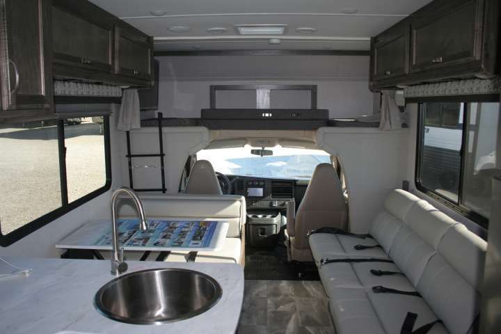 Photo 13 - 2023 Gulf Stream Class C Motorhome rental photo 15