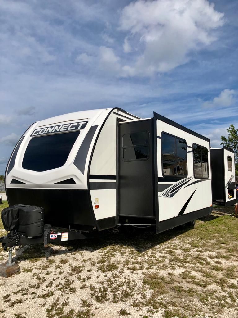 Photo 0 - 2021 K-Z Travel Trailer rental photo 2