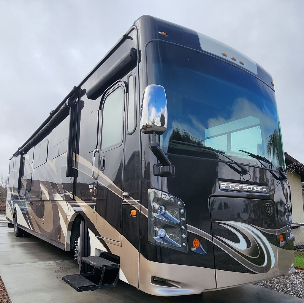 Photo 28 - 2019 Coachmen Class A Motorhome rental photo 27