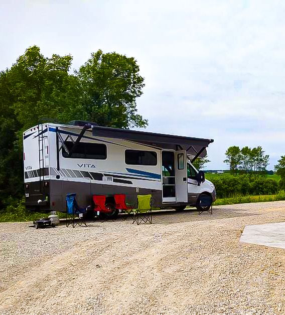 Photo 16 - 2020 Winnebago Class C Motorhome rental photo 35